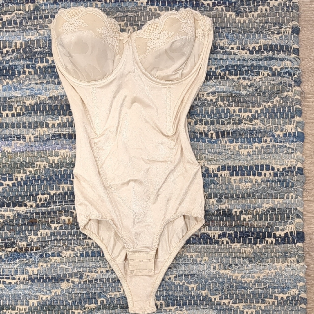 Cream Lace Shapewear Bodysuit